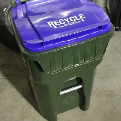 Iowa City's new lidded recycling carts